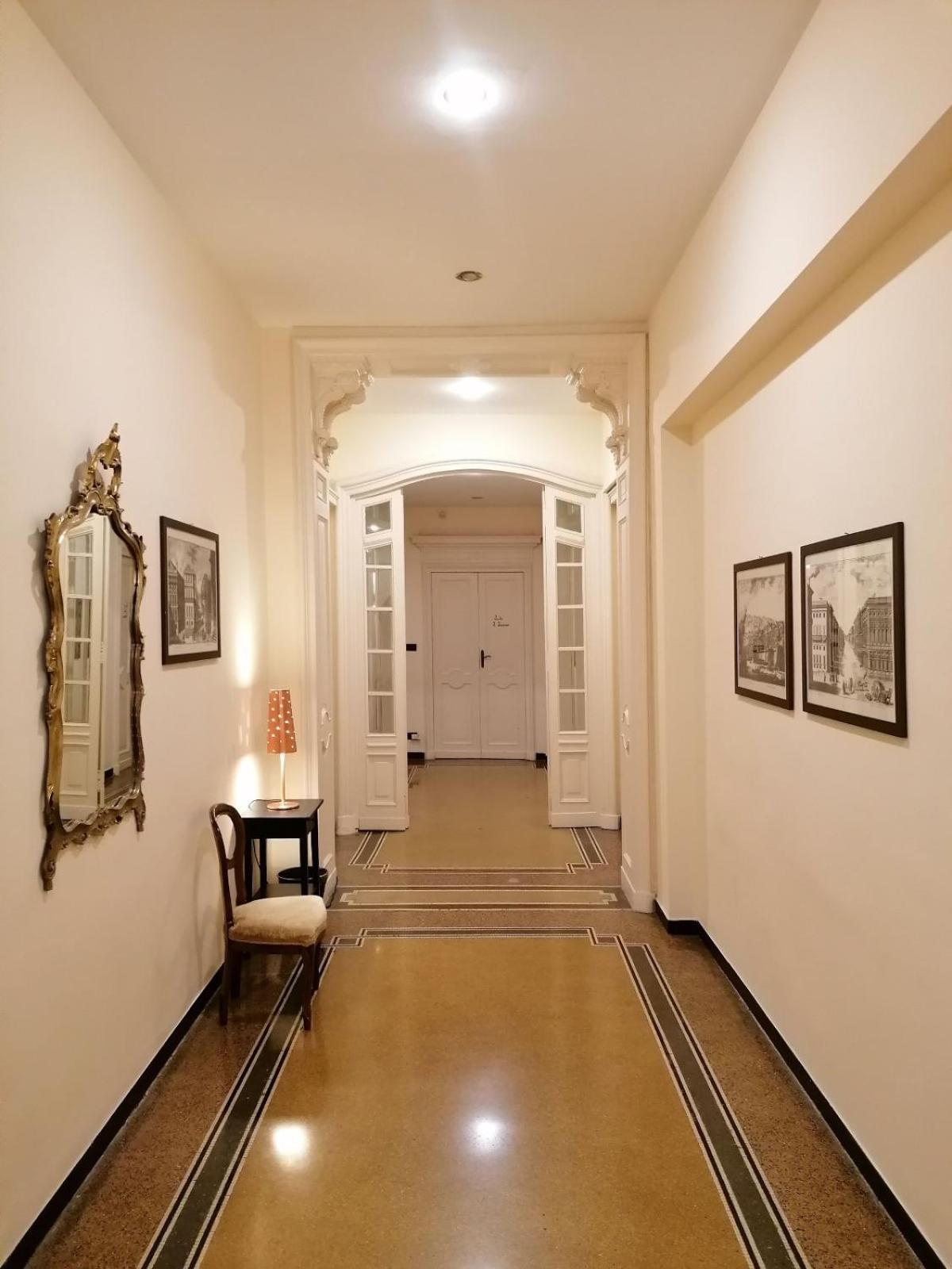 Centro Bed & Breakfast Genoa